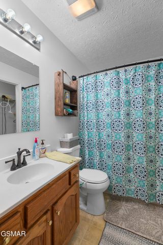 312 Economy Circle, Dandridge, TN 37725