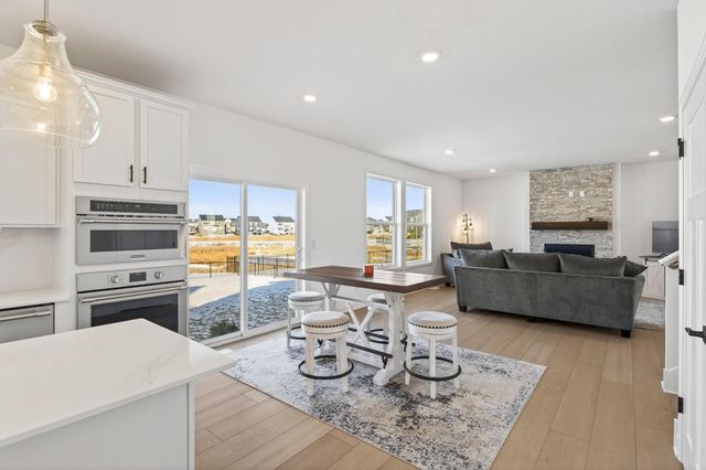 4511 Obsidian Way, Victoria, MN 55386