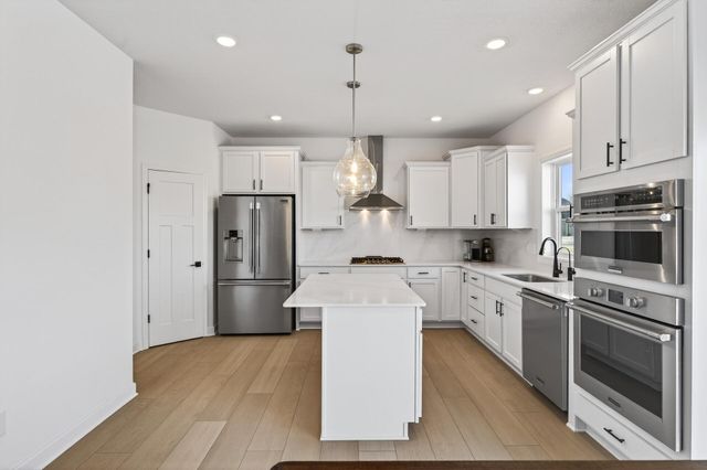 4511 Obsidian Way, Victoria, MN 55386