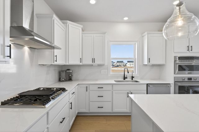 4511 Obsidian Way, Victoria, MN 55386