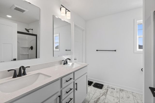 4511 Obsidian Way, Victoria, MN 55386