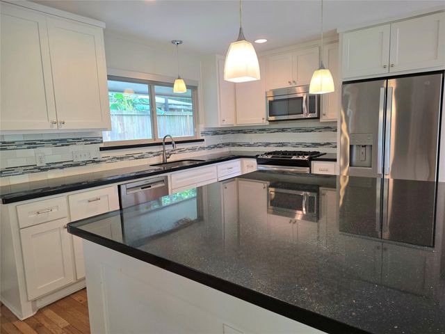 1763 Maux Drive, Houston, TX 77043