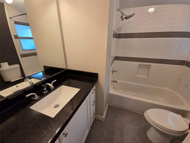 1763 Maux Drive, Houston, TX 77043