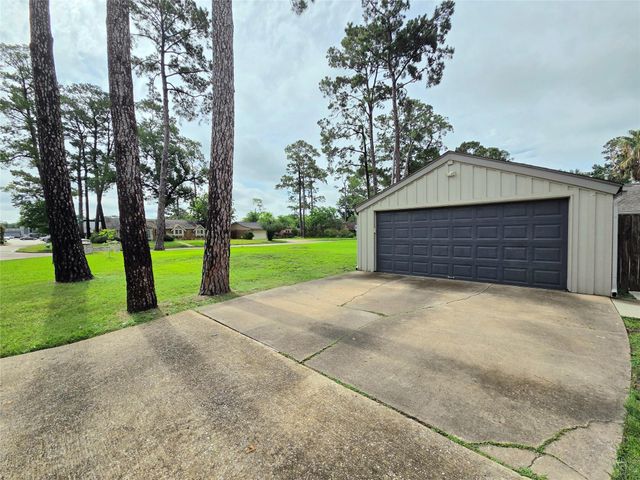 1763 Maux Drive, Houston, TX 77043