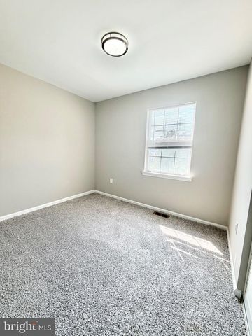 5941 HERITAGE DR, Burke, VA 22015