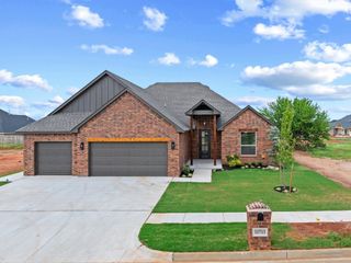 11713 NW 105 Street, Yukon, OK 73099