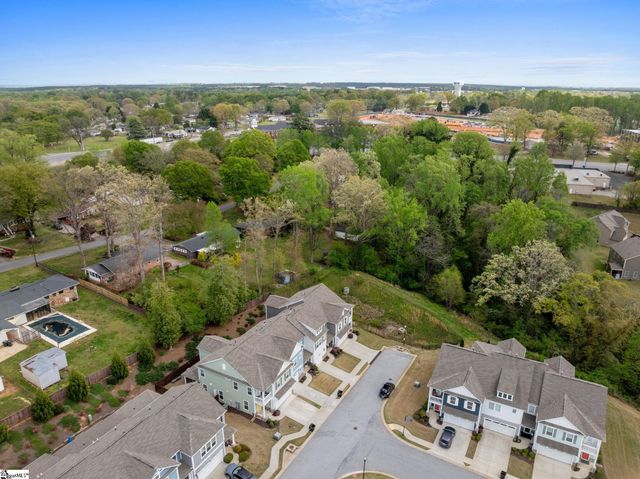215 Wrightwood Lane, Greer, SC 29650