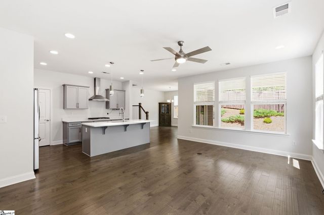 215 Wrightwood Lane, Greer, SC 29650