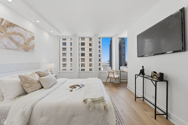 100 E Walton Street 36D, Chicago, IL 60611