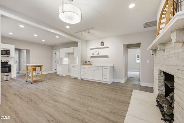 213 W Parrish Drive, Benson, NC 27504