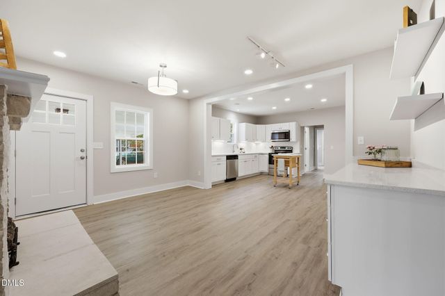 213 W Parrish Drive, Benson, NC 27504