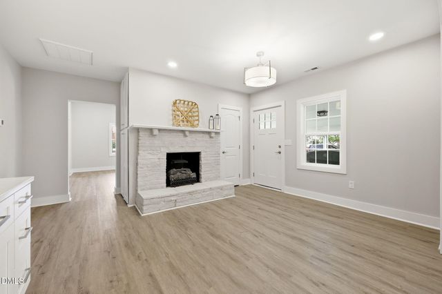 213 W Parrish Drive, Benson, NC 27504