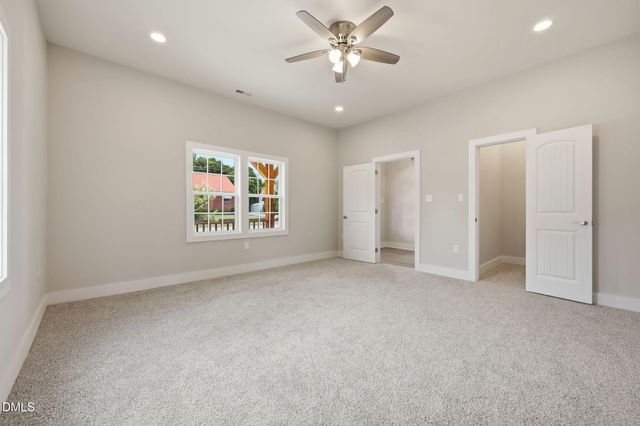 213 W Parrish Drive, Benson, NC 27504