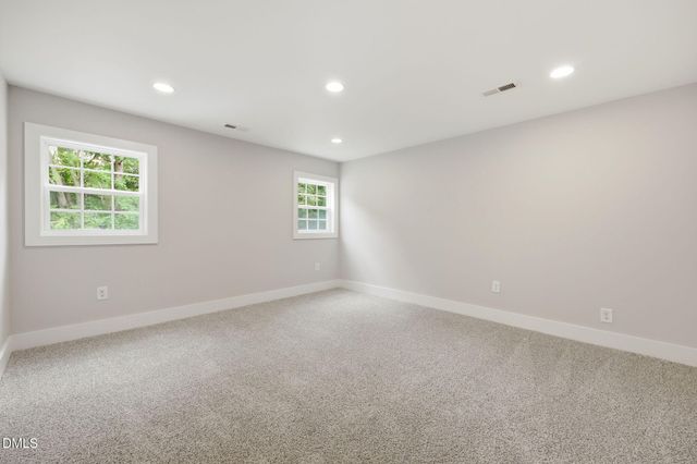 213 W Parrish Drive, Benson, NC 27504