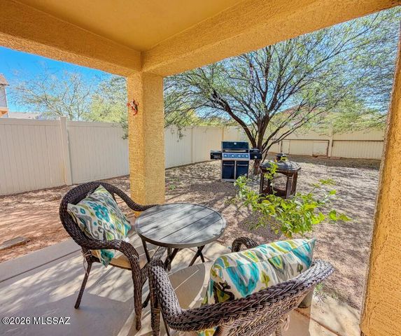 8265 W Redshank Drive, Tucson, AZ 85757