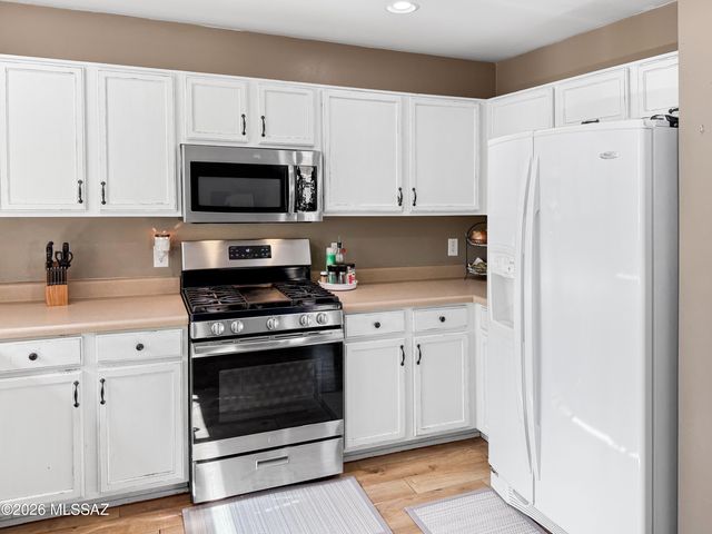 8265 W Redshank Drive, Tucson, AZ 85757