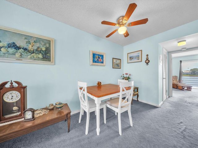 43 BERKSHIRE B, West Palm Beach, FL 33417