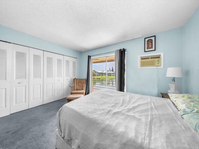 43 BERKSHIRE B, West Palm Beach, FL 33417