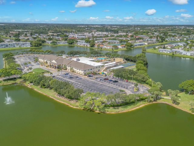 43 BERKSHIRE B, West Palm Beach, FL 33417