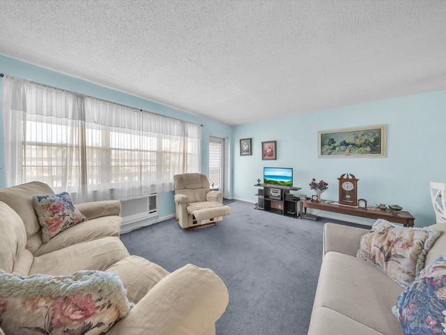 43 BERKSHIRE B, West Palm Beach, FL 33417