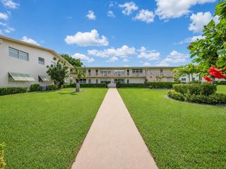 43 BERKSHIRE B, West Palm Beach, FL 33417