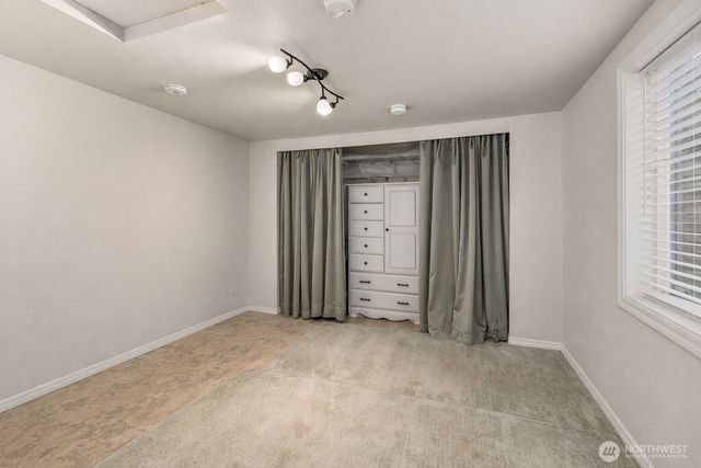 913 5th Avenue SW, Puyallup, WA 98371