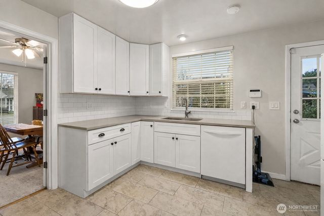 913 5th Avenue SW, Puyallup, WA 98371