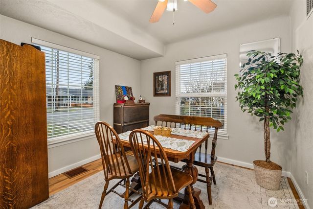 913 5th Avenue SW, Puyallup, WA 98371