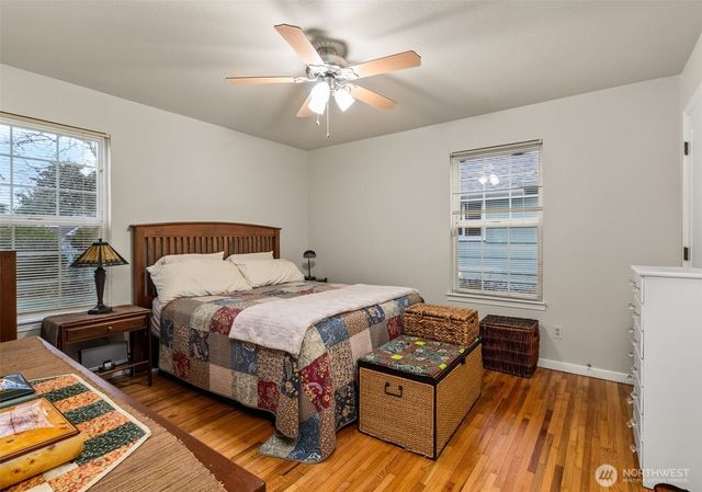 913 5th Avenue SW, Puyallup, WA 98371