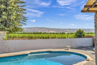 4430 Summerfield Dr, Napa, CA 94558