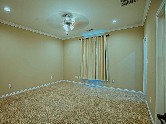 111 Oak Street, Emory, TX 75440