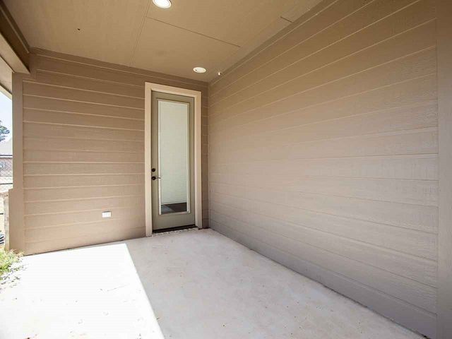 111 Oak Street, Emory, TX 75440
