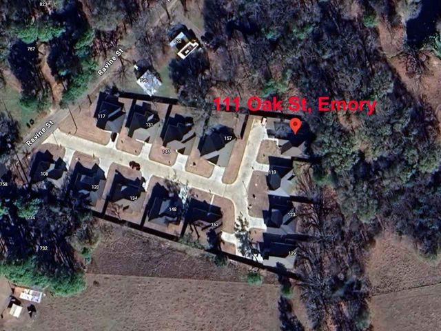 111 Oak Street, Emory, TX 75440