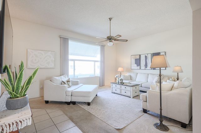 10649 W BROOKSIDE Drive, Sun City, AZ 85351