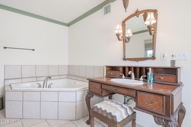 10649 W BROOKSIDE Drive, Sun City, AZ 85351