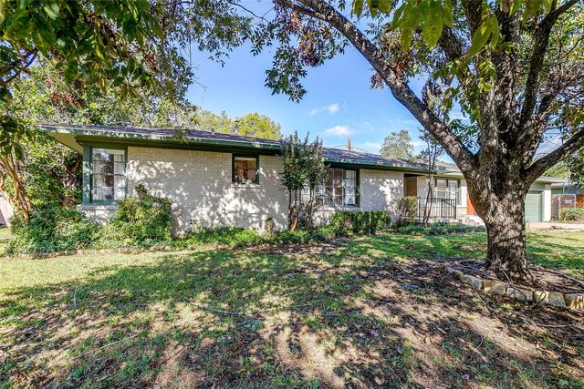 4616 Selkirk Drive, Fort Worth, TX 76109