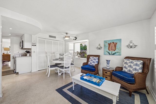 5550 Osprey Drive, Ocean Ridge, FL 33435