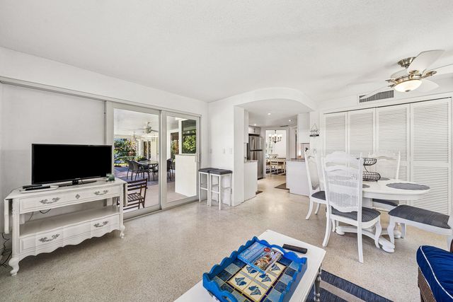 5550 Osprey Drive, Ocean Ridge, FL 33435