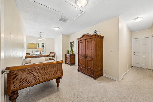 5550 Osprey Drive, Ocean Ridge, FL 33435