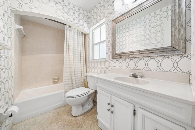 5550 Osprey Drive, Ocean Ridge, FL 33435