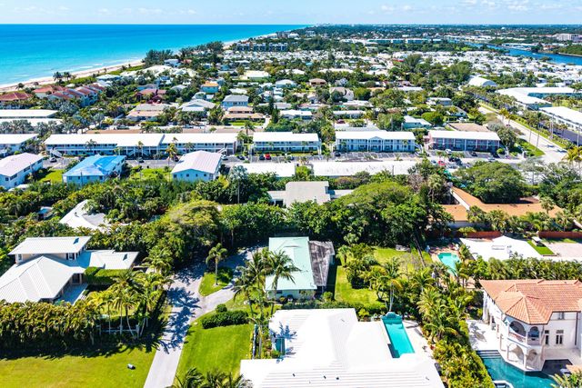 5550 Osprey Drive, Ocean Ridge, FL 33435