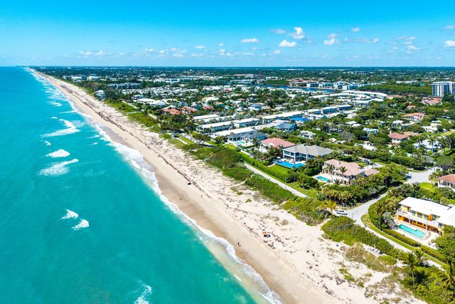 5550 Osprey Drive, Ocean Ridge, FL 33435