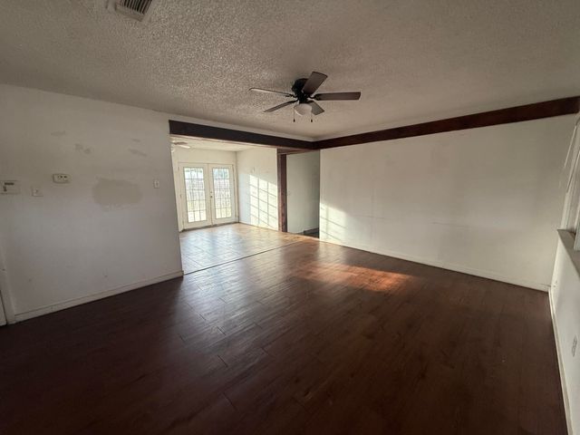 5420 Avenue B, Lubbock, TX 79404