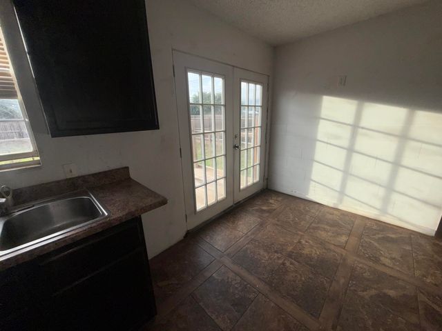 5420 Avenue B, Lubbock, TX 79404