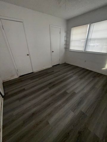 5420 Avenue B, Lubbock, TX 79404