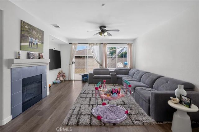 17040 Red Cedar Court, Fontana, CA 92337
