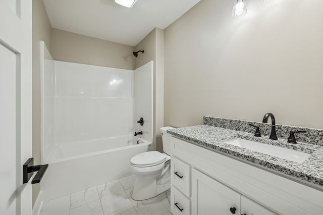 358 Froedge Dr, Lafayette, TN 37083