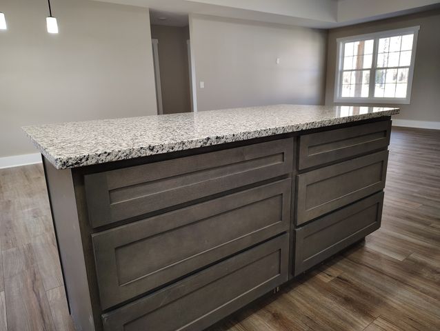 358 Froedge Dr, Lafayette, TN 37083