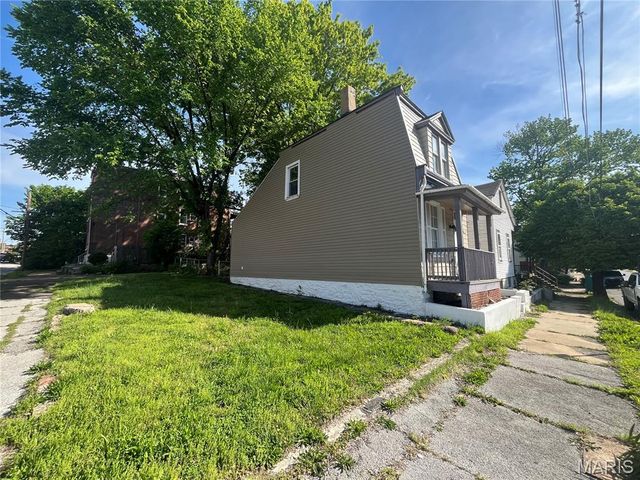 2027 Destrehan Street, St Louis, MO 63107