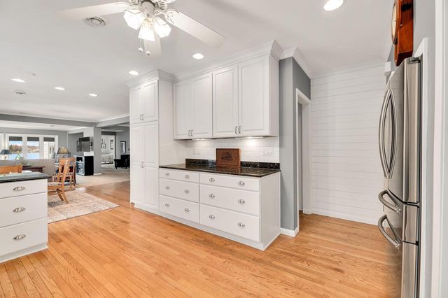 W949 Miramar DRIVE, East Troy, WI 53120